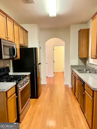 $2,850 | 981 Brownstone Lane Southwest, Unit 17, Marietta, GA 30064