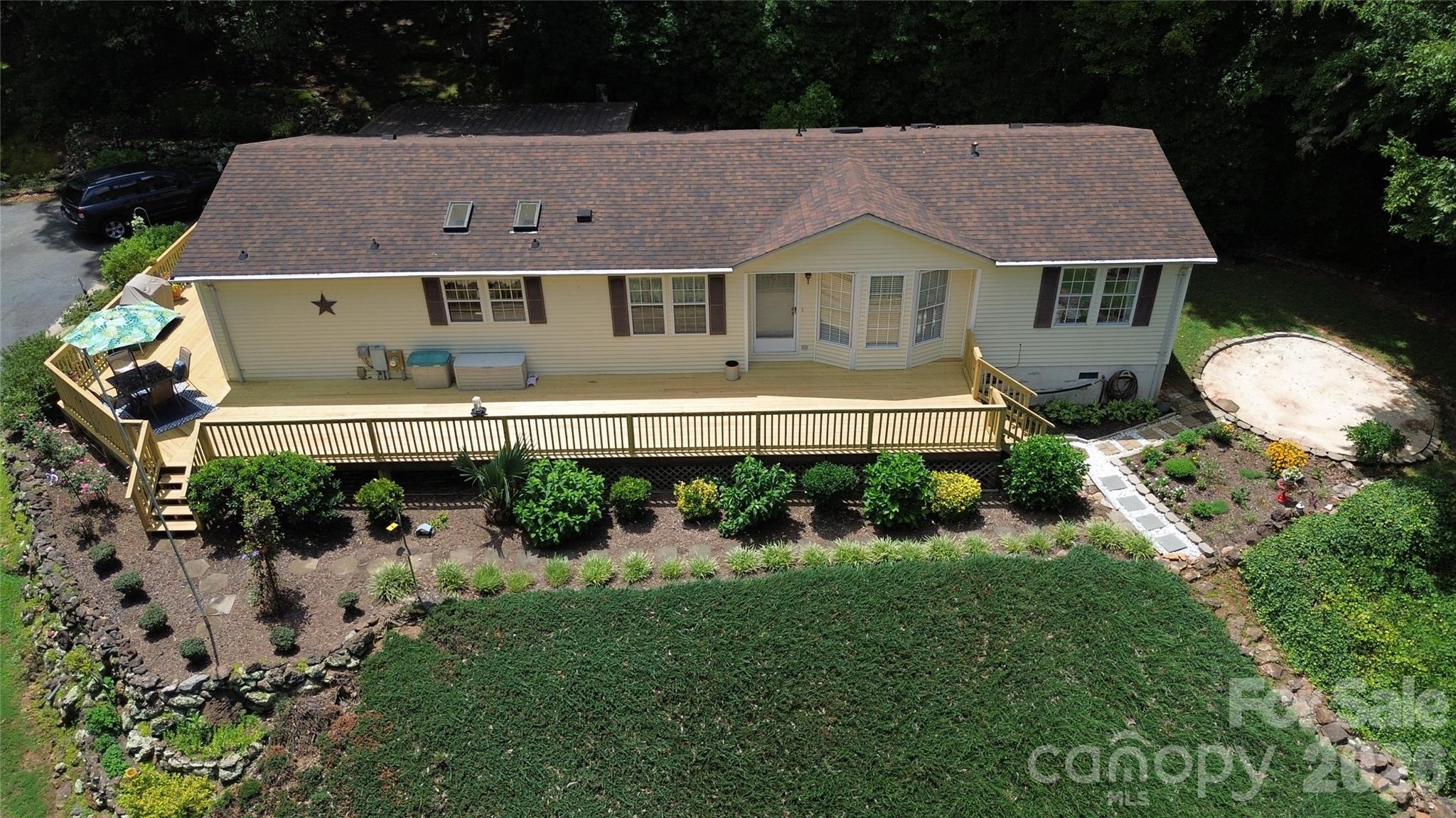 2172 Little Mountain Road Alexis, NC 28006 - Photo 2 of 23 Gallery Image 2
