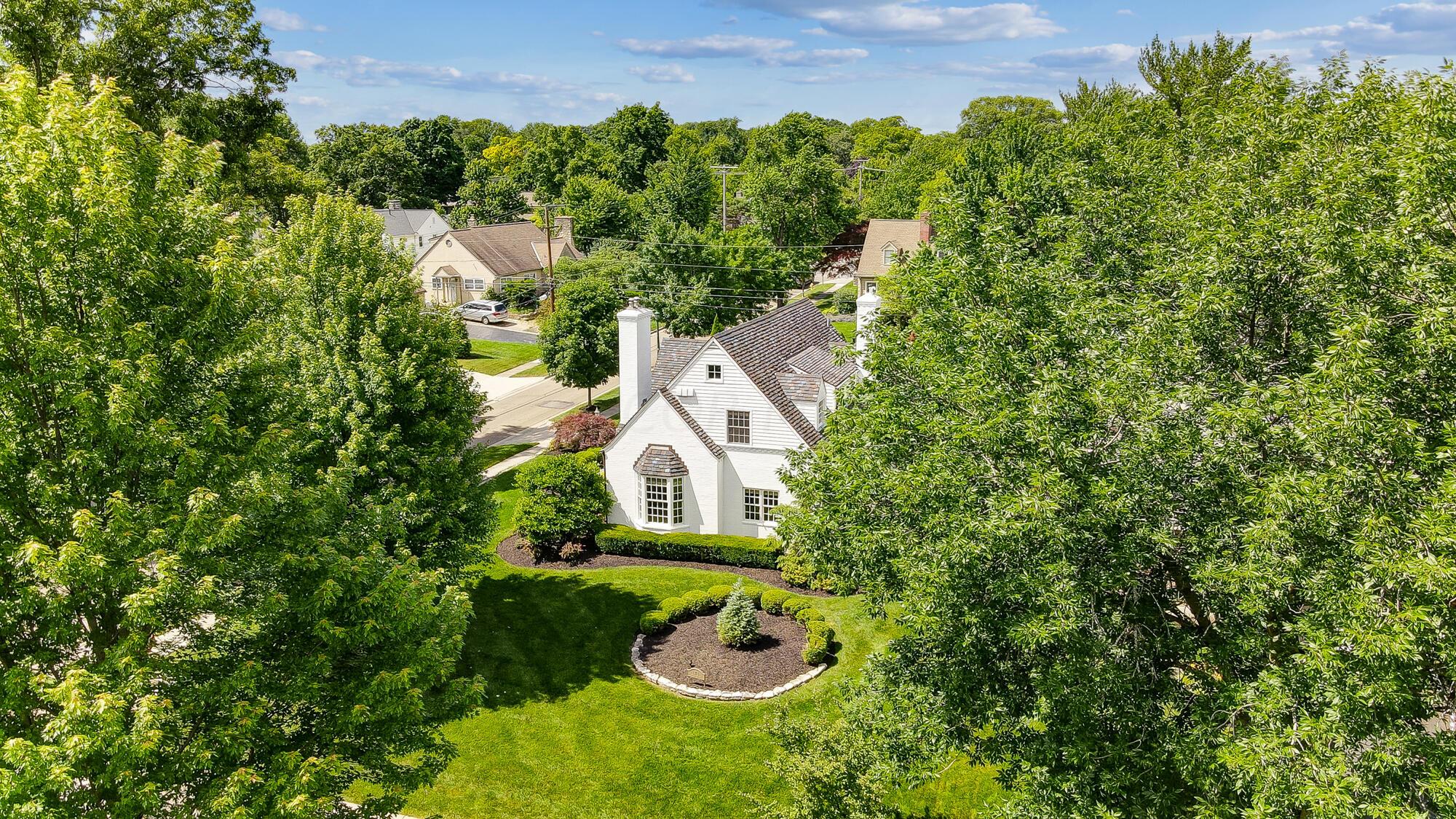 1874 Collingswood Road Upper Arlington, OH 43221 - Photo 96 of 113 004