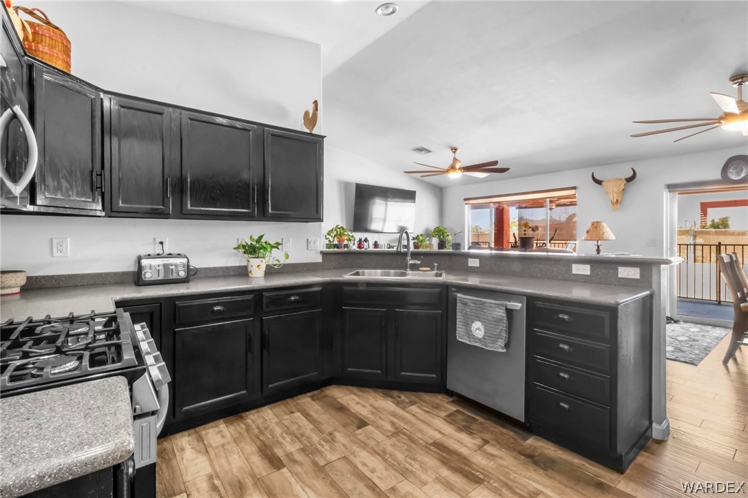 3643 Estrella Road Golden Valley, AZ 86413 - Photo 13 of 90