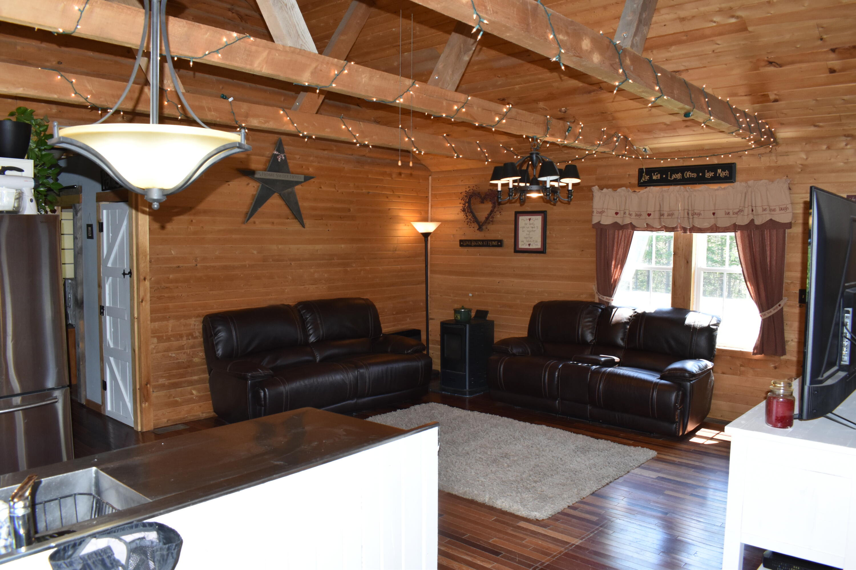 95 South Chester Road Lincoln, ME 04457 - Photo 8 of 37 DSC_0046