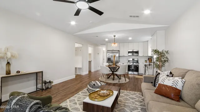 $280,000 | 2406 East 16th Court, Panama City, FL 32405