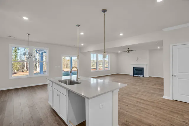 $374,900 | 155 Hunter Ridge Drive, Boiling Springs, SC 29316