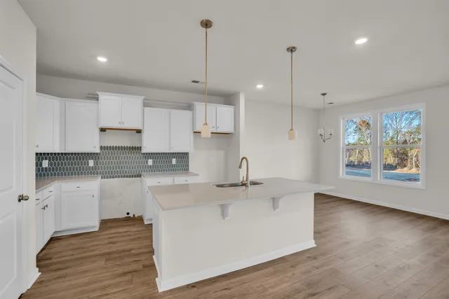 $374,900 | 155 Hunter Ridge Drive, Boiling Springs, SC 29316