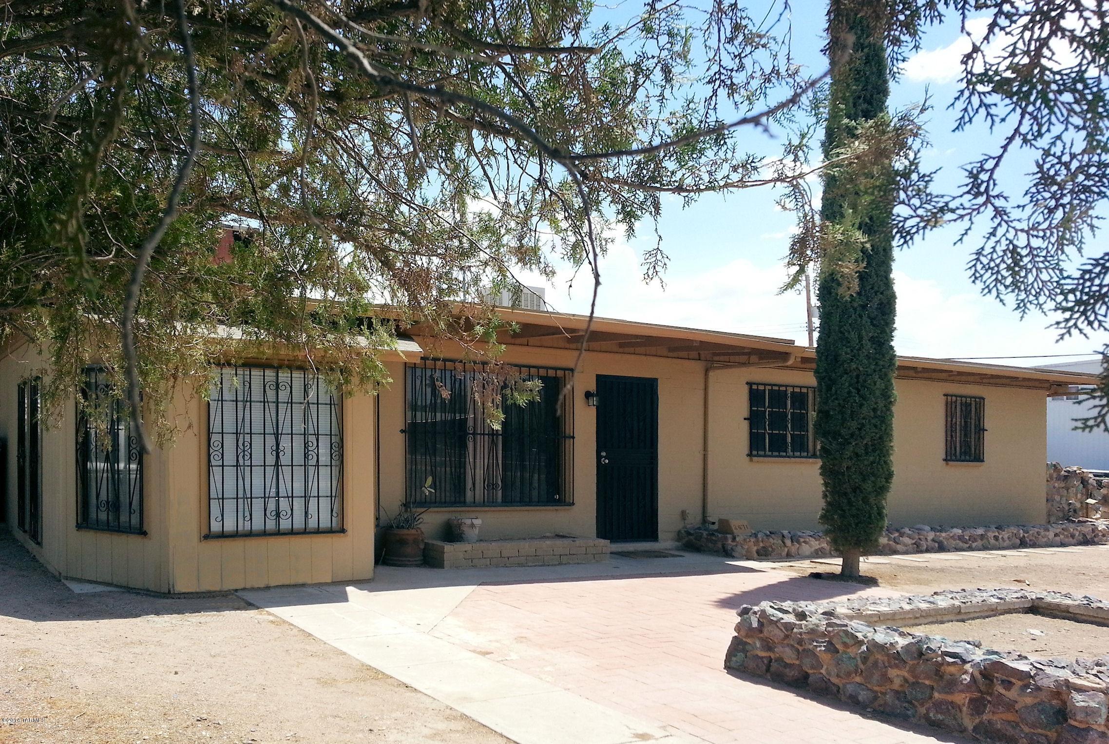 2671 West Mossman Road Tucson, AZ 85746 - Photo 1 of 10 Gallery Image 1
