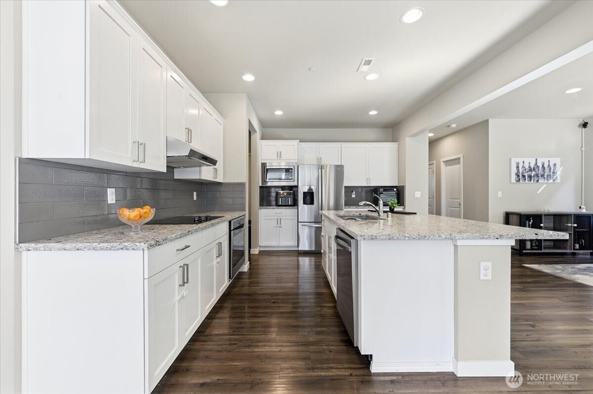 3520 192nd Place Southeast Bothell, WA 98012 - Photo 11 of 31