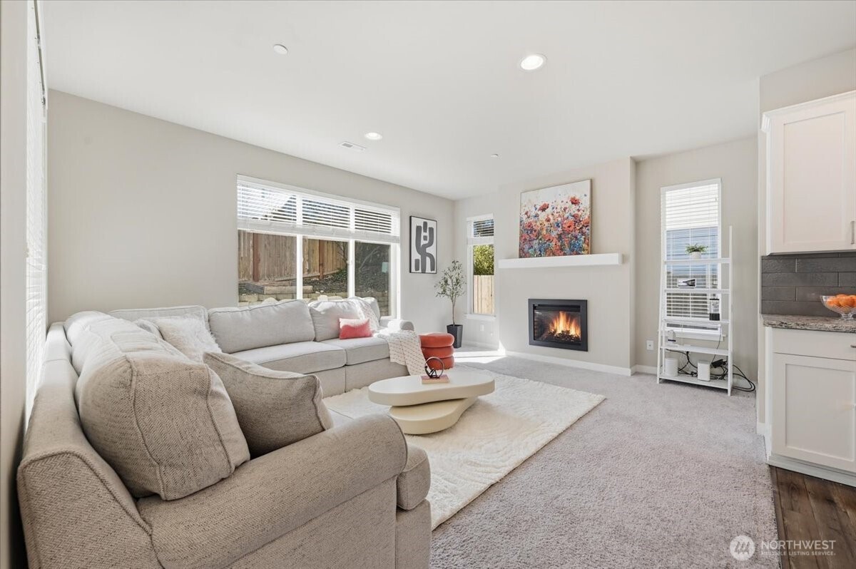 3520 192nd Place Southeast Bothell, WA 98012 - Photo 6 of 31