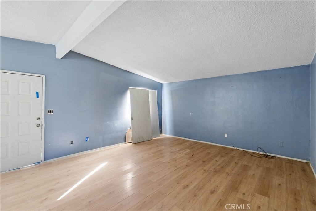 10380 Baker Road Lucerne Valley, CA 92356 - Photo 6 of 42