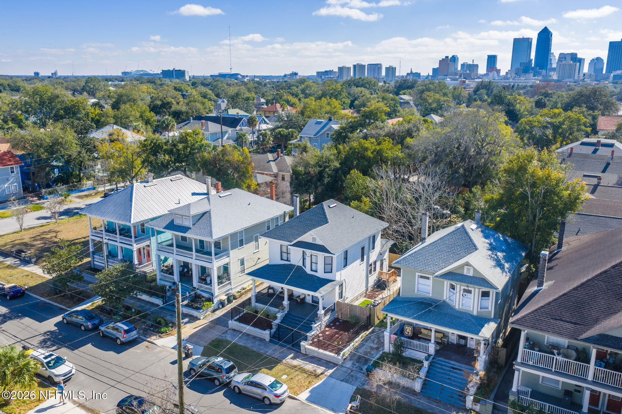 422 7th Street West Jacksonville, FL 32206 - Photo 60 of 71 an aerial view of multiple houses with a yard
