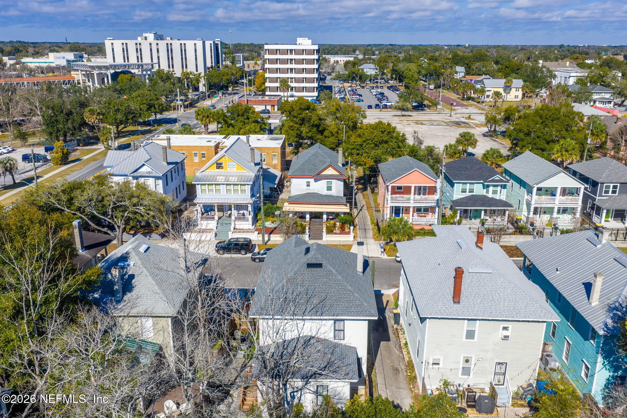 422 7th Street West Jacksonville, FL 32206 - Photo 65 of 71 an aerial view of residential houses with outdoor space and parking