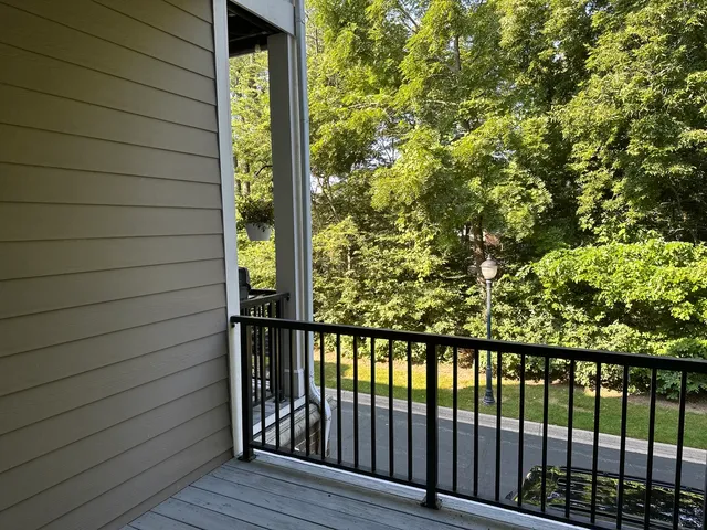 $3,900 | 1921 Lynn Circle, Libertyville, IL 60048