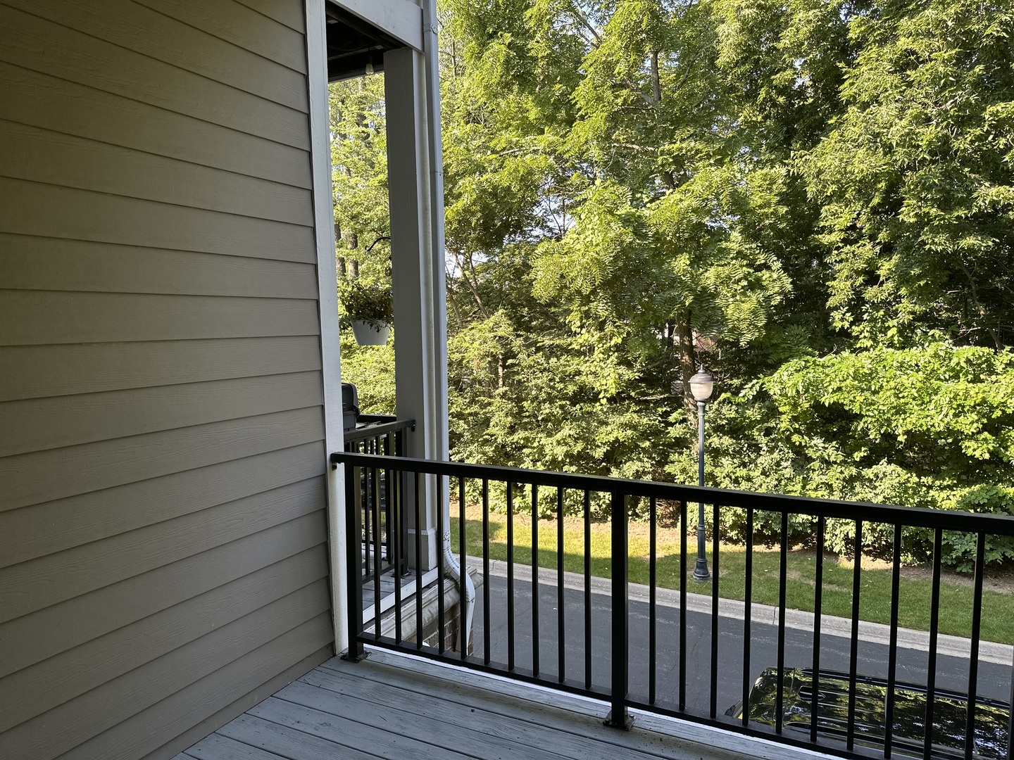 1921 Lynn Circle Libertyville, IL 60048 - Photo 16 of 42