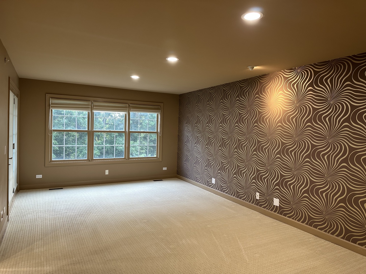 1921 Lynn Circle Libertyville, IL 60048 - Photo 19 of 42