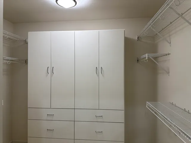 $3,900 | 1921 Lynn Circle, Libertyville, IL 60048