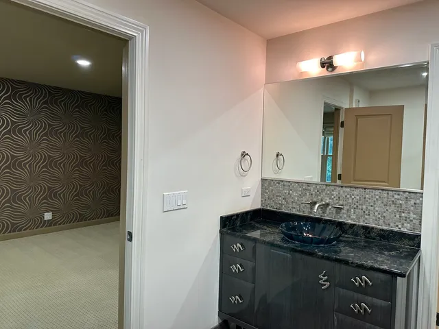 $3,900 | 1921 Lynn Circle, Libertyville, IL 60048