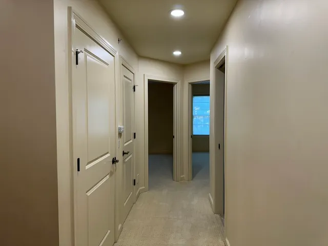 $3,900 | 1921 Lynn Circle, Libertyville, IL 60048