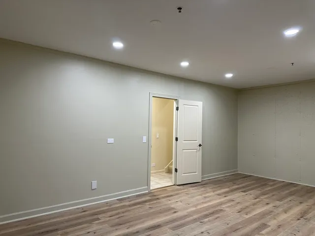 $3,900 | 1921 Lynn Circle, Libertyville, IL 60048