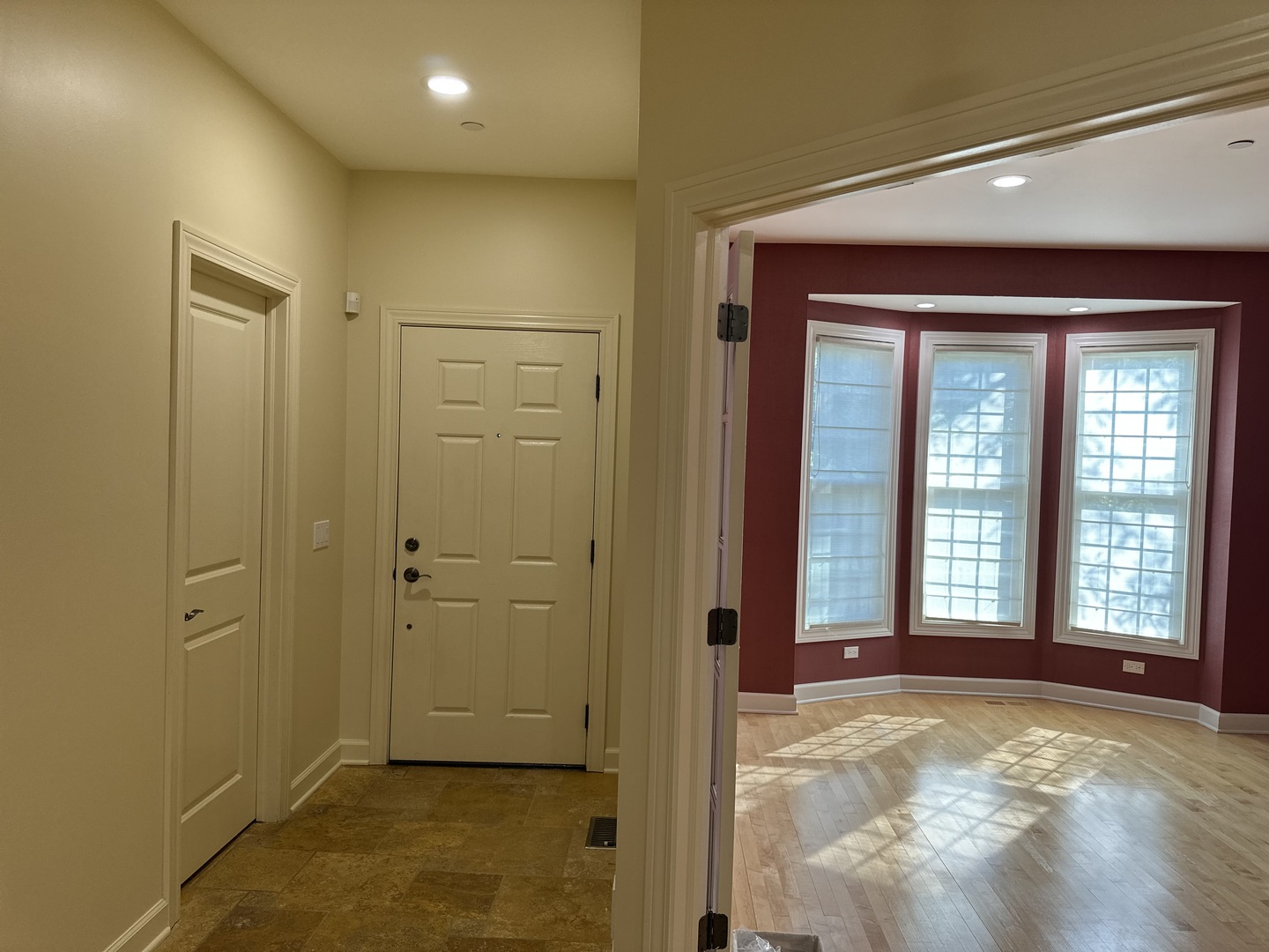 1921 Lynn Circle Libertyville, IL 60048 - Photo 4 of 42