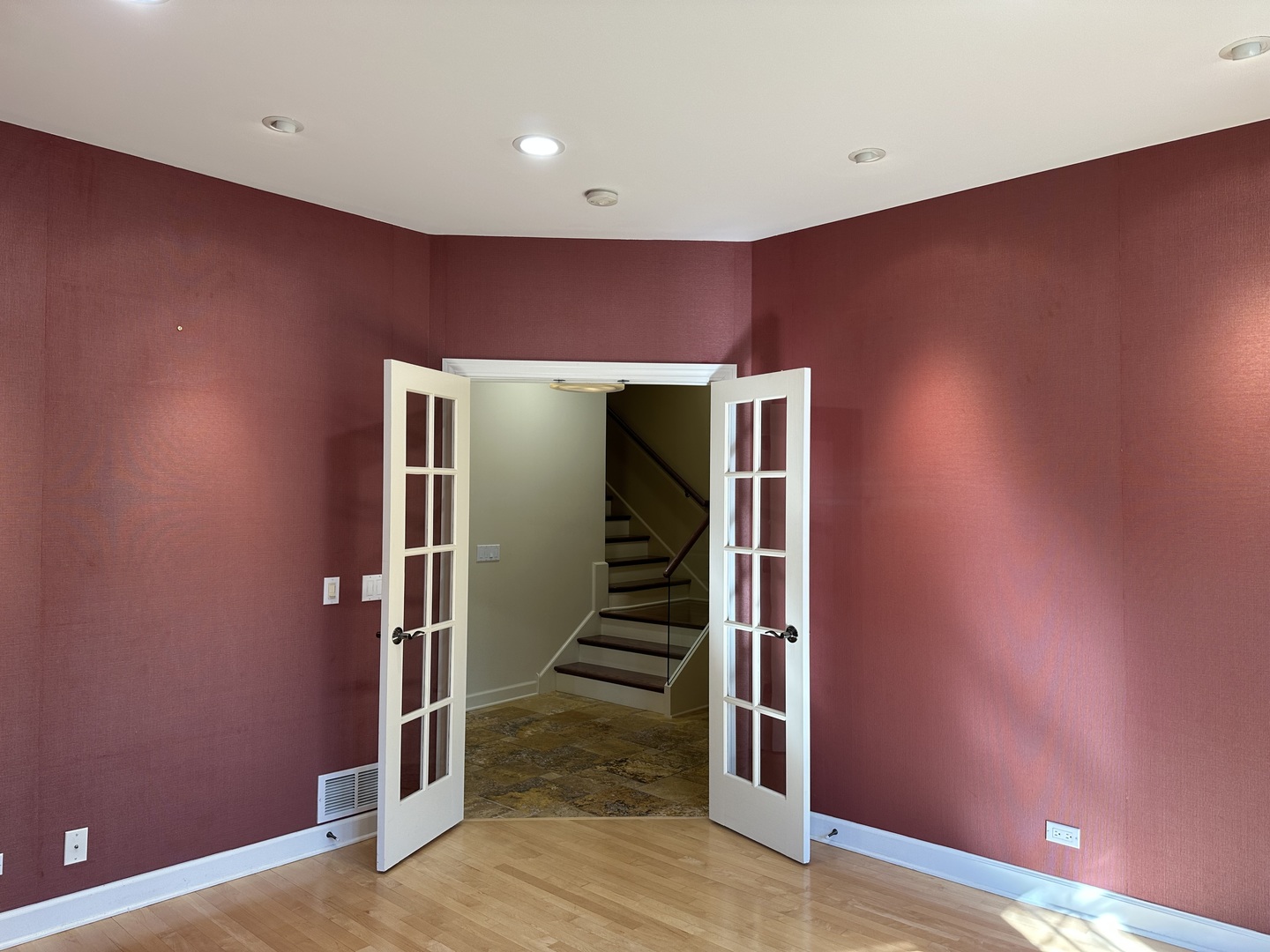 1921 Lynn Circle Libertyville, IL 60048 - Photo 5 of 42