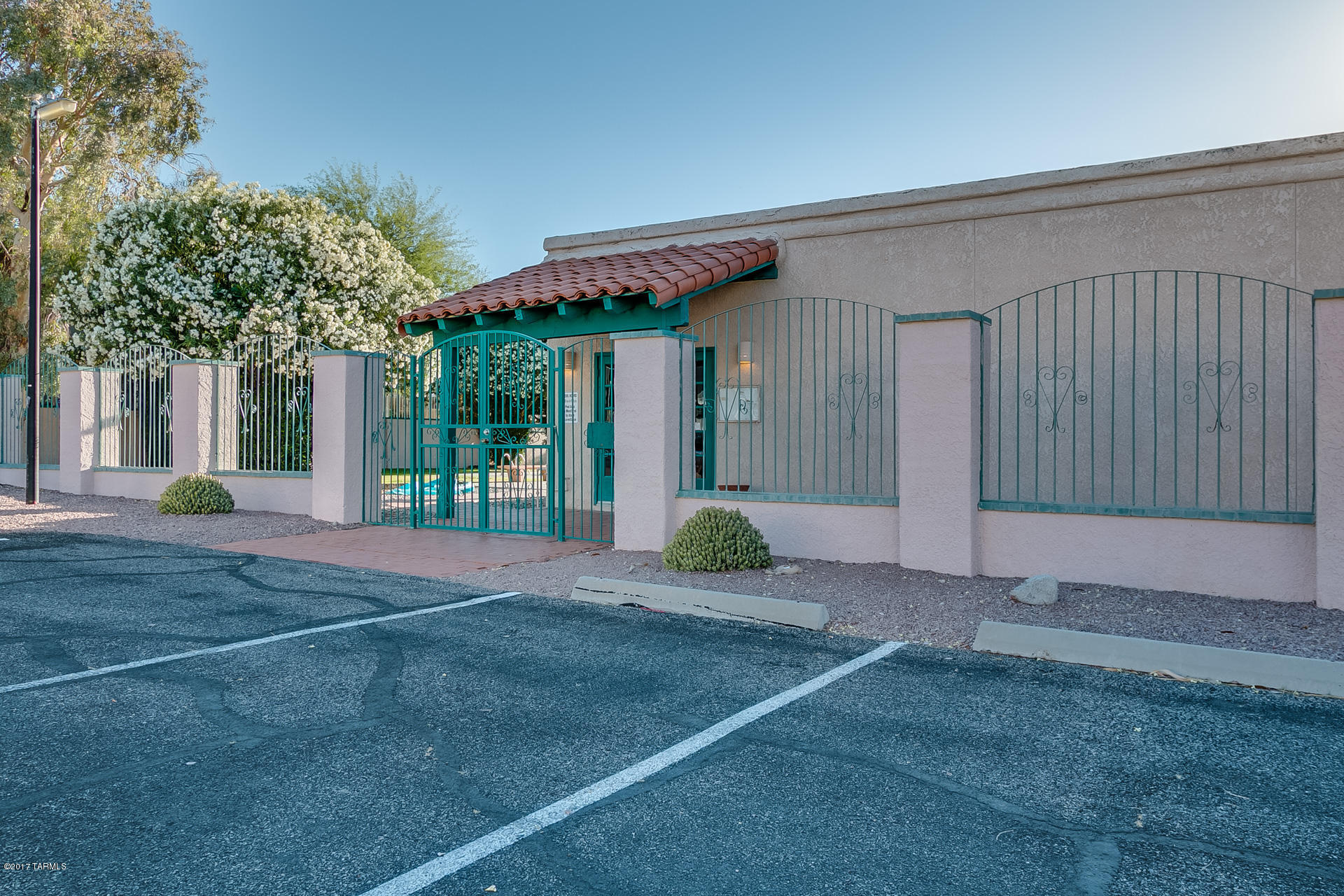 4918 North Valle Road Tucson, AZ 85750 - Photo 39 of 41