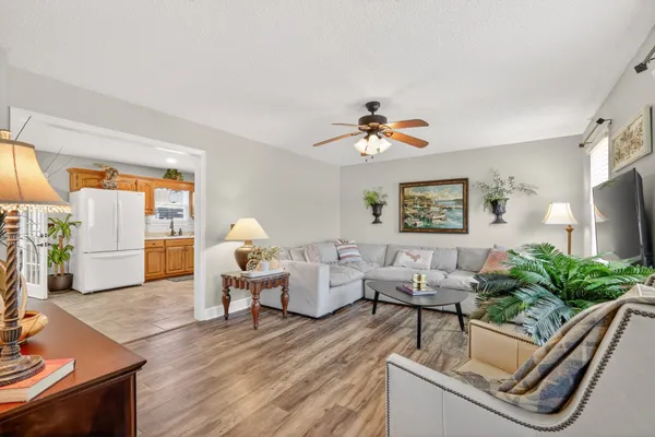 $449,900 | 3929 Cambridge Court, Culleoka, TN 38451
