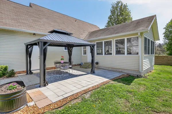 $449,900 | 3929 Cambridge Court, Culleoka, TN 38451