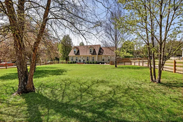 $449,900 | 3929 Cambridge Court, Culleoka, TN 38451