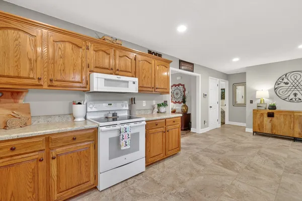 $449,900 | 3929 Cambridge Court, Culleoka, TN 38451
