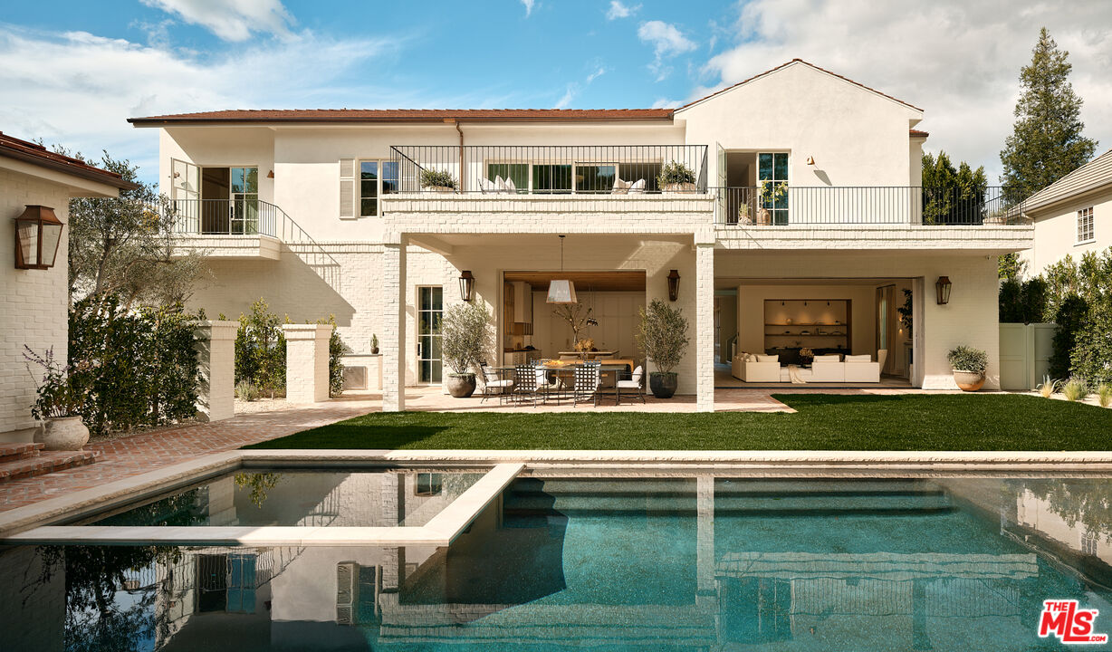 15620 Woodvale Road Encino, CA 91436 - Photo 1 of 1 Gallery Image 1