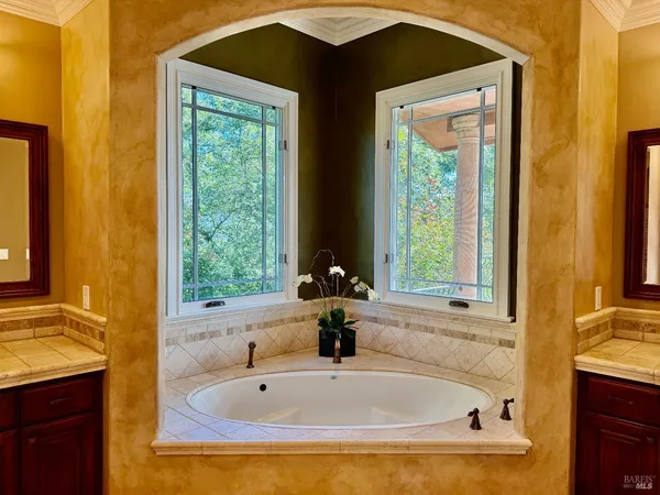 $4,295,000 | 1312 Summit Drive, Calistoga, CA 94515