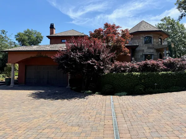 $4,295,000 | 1312 Summit Drive, Calistoga, CA 94515