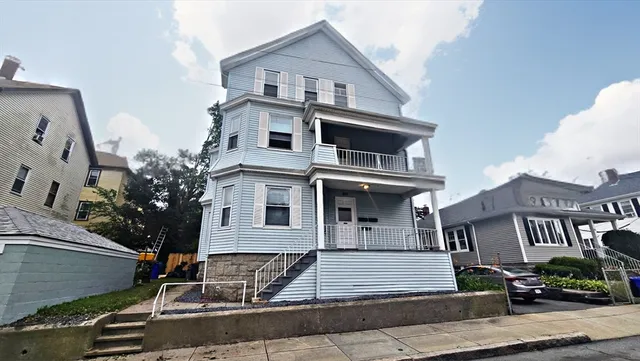 $2,200 | 181 Foster Street, Unit 1, Fall River, MA 02721