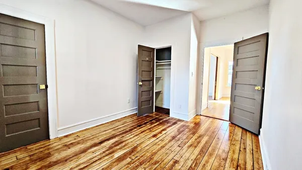 $1,950 | 181 Foster Street, Unit 1, Fall River, MA 02721