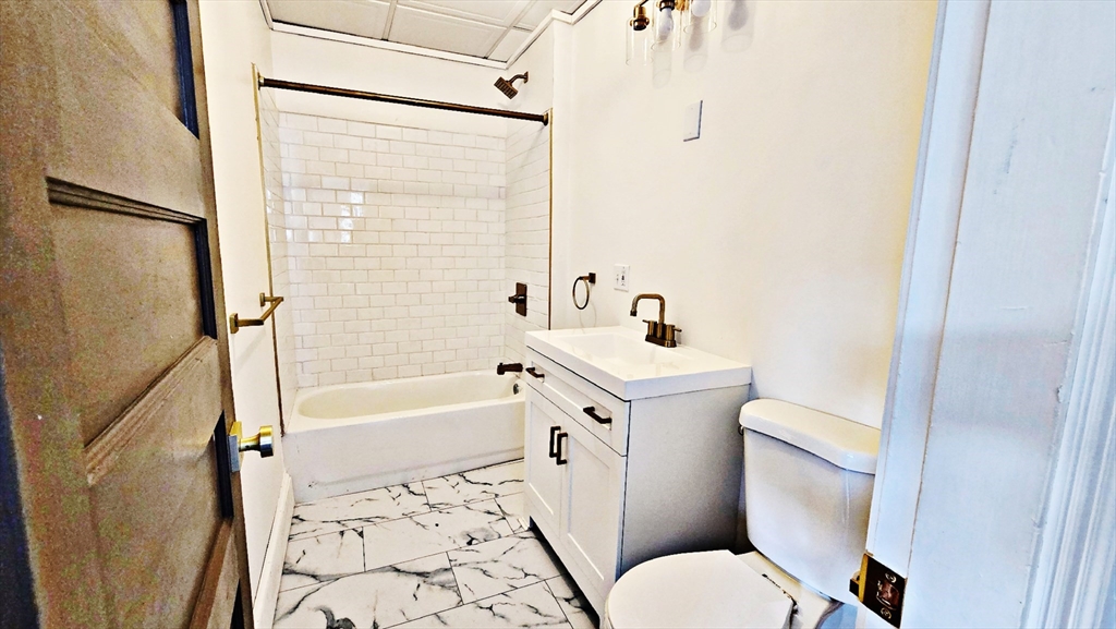 181 Foster Street, Unit 1 Fall River, MA 02721 - Photo 38 of 38