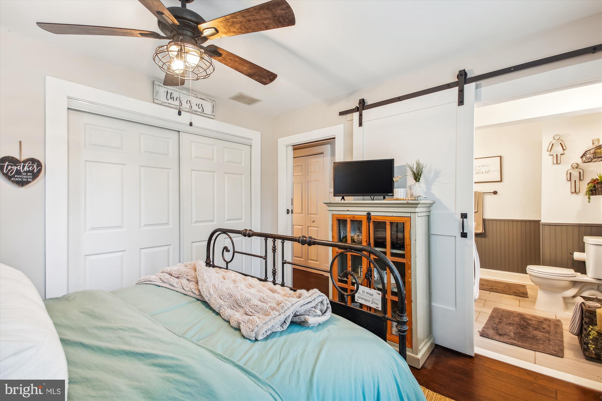 158 Southdown Road Edgewater, MD 21037 - Photo 11 of 26 Primary Bedroom