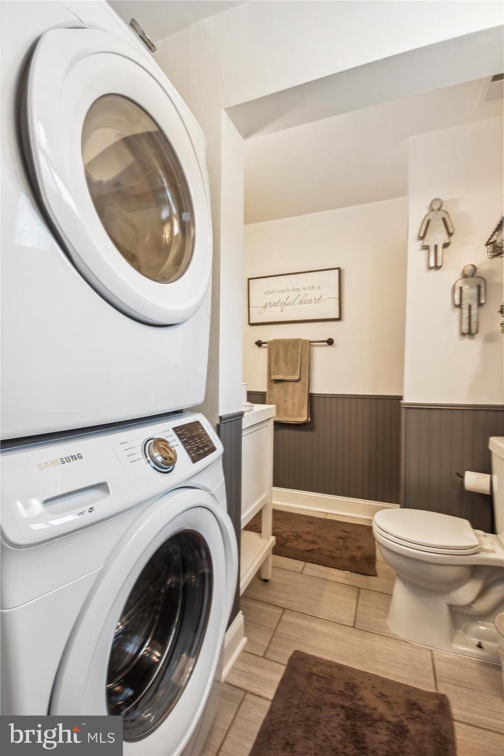 158 Southdown Road Edgewater, MD 21037 - Photo 19 of 26 Laundry Main Level