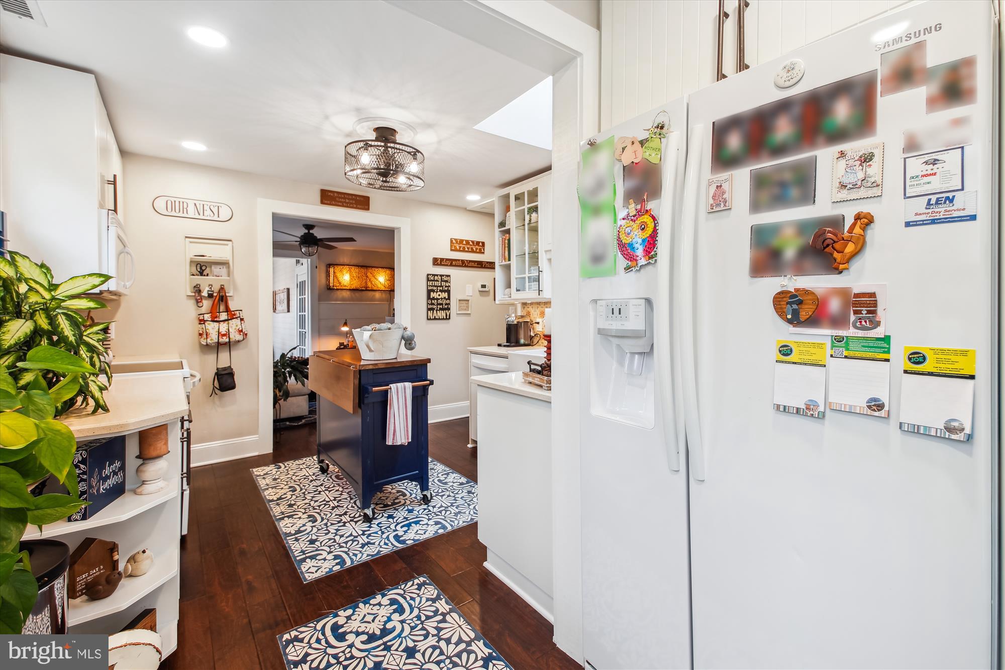158 Southdown Road Edgewater, MD 21037 - Photo 9 of 26 Kitchen