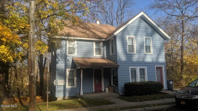 $995 | 57 Malta Avenue, Unit D, Ballston Spa, NY 12020