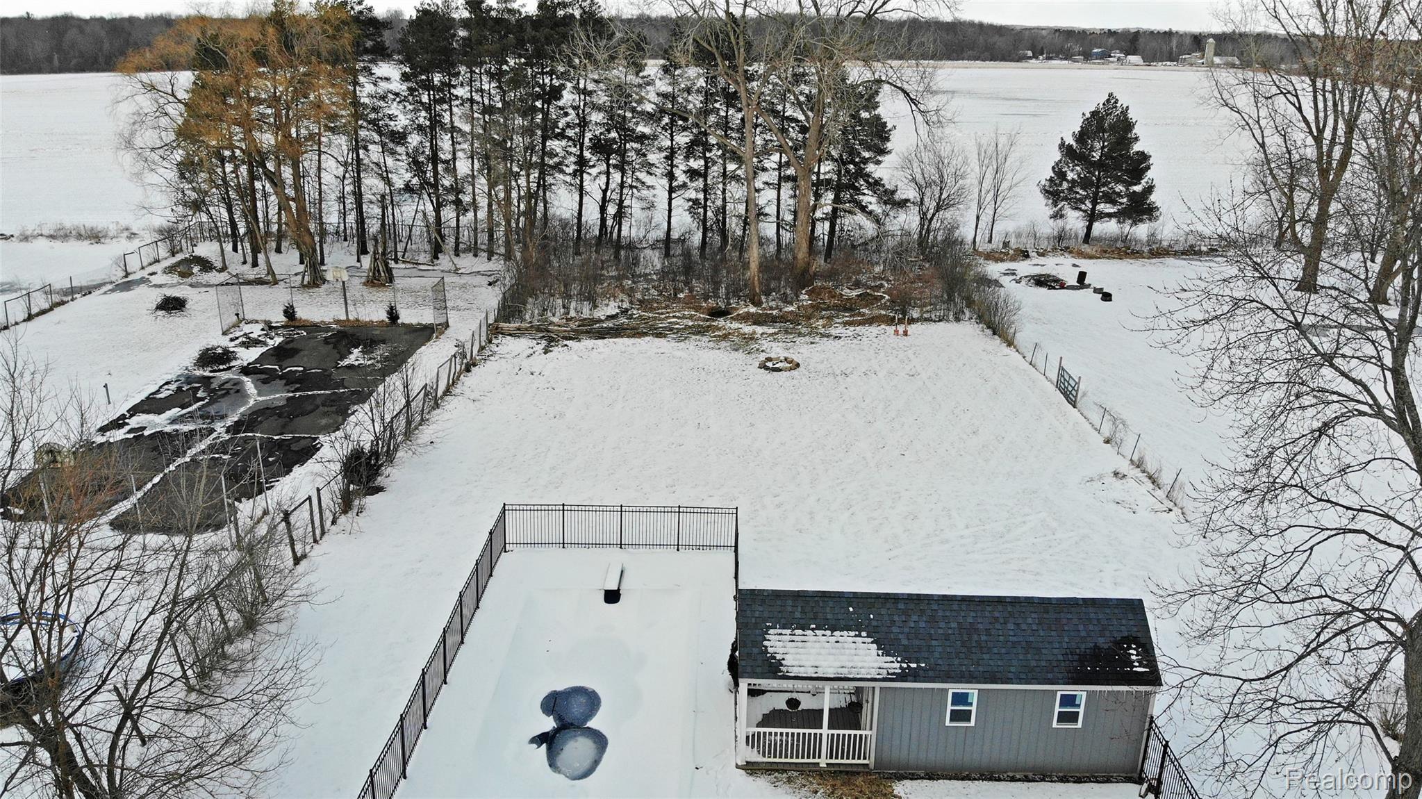 7393 East Carpenter Road Davison, MI 48423 - Photo 61 of 82 61) Aerial Backyard.jpg