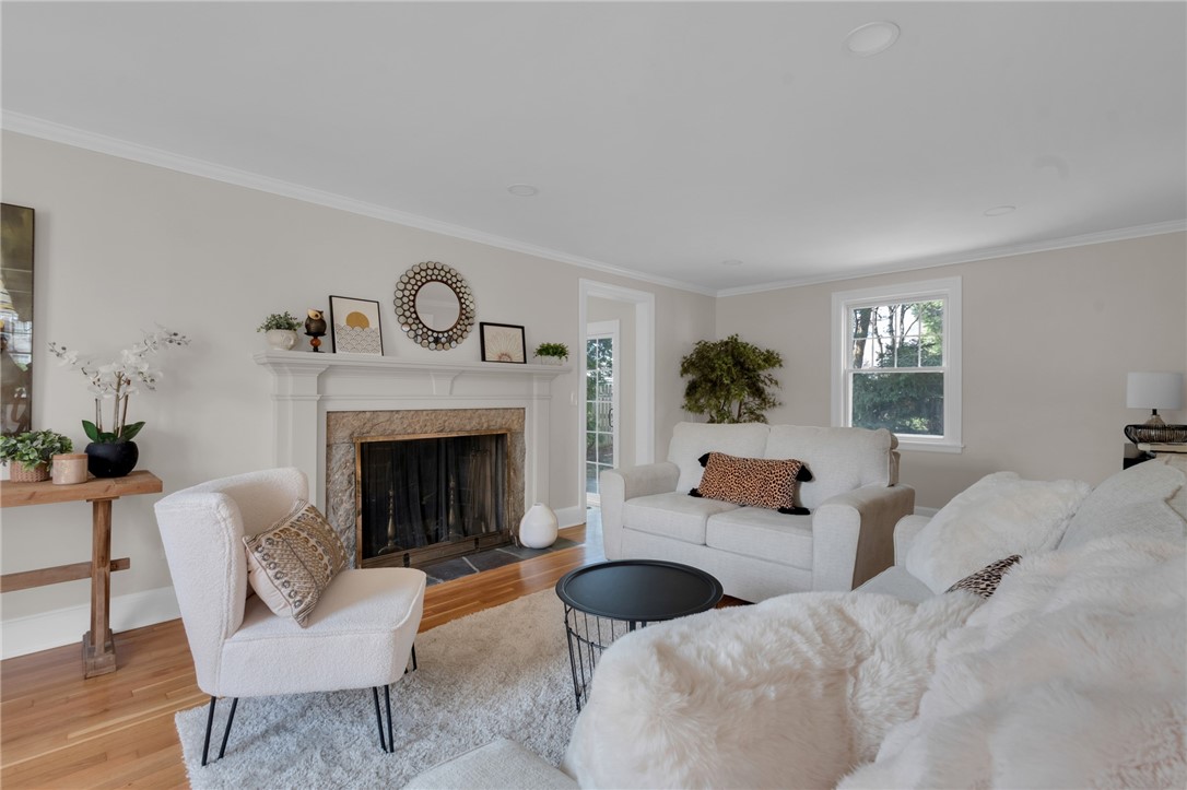 281 Spring Green Road Warwick, RI 02888 - Photo 11 of 39