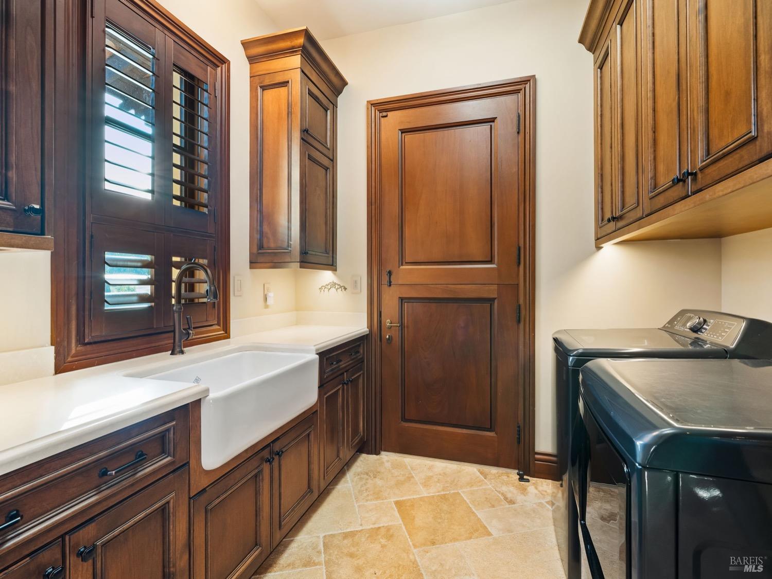 6444 Cottage Ridge Road Santa Rosa, CA 95403 - Photo 38 of 95 a kitchen with a refrigerator and a sink