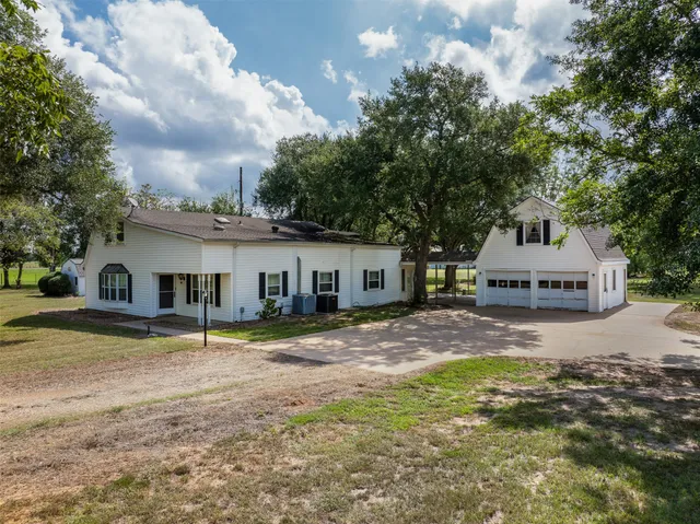 $795,000 | 1713 Woody Lane, Sealy, TX 77474