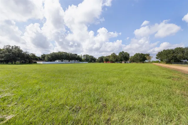 $795,000 | 1713 Woody Lane, Sealy, TX 77474