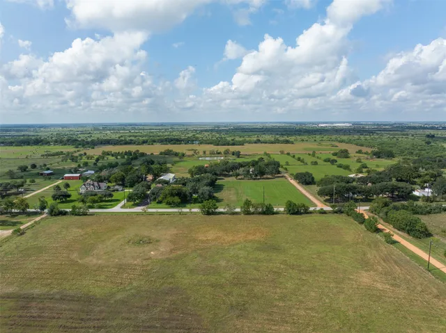 $795,000 | 1713 Woody Lane, Sealy, TX 77474