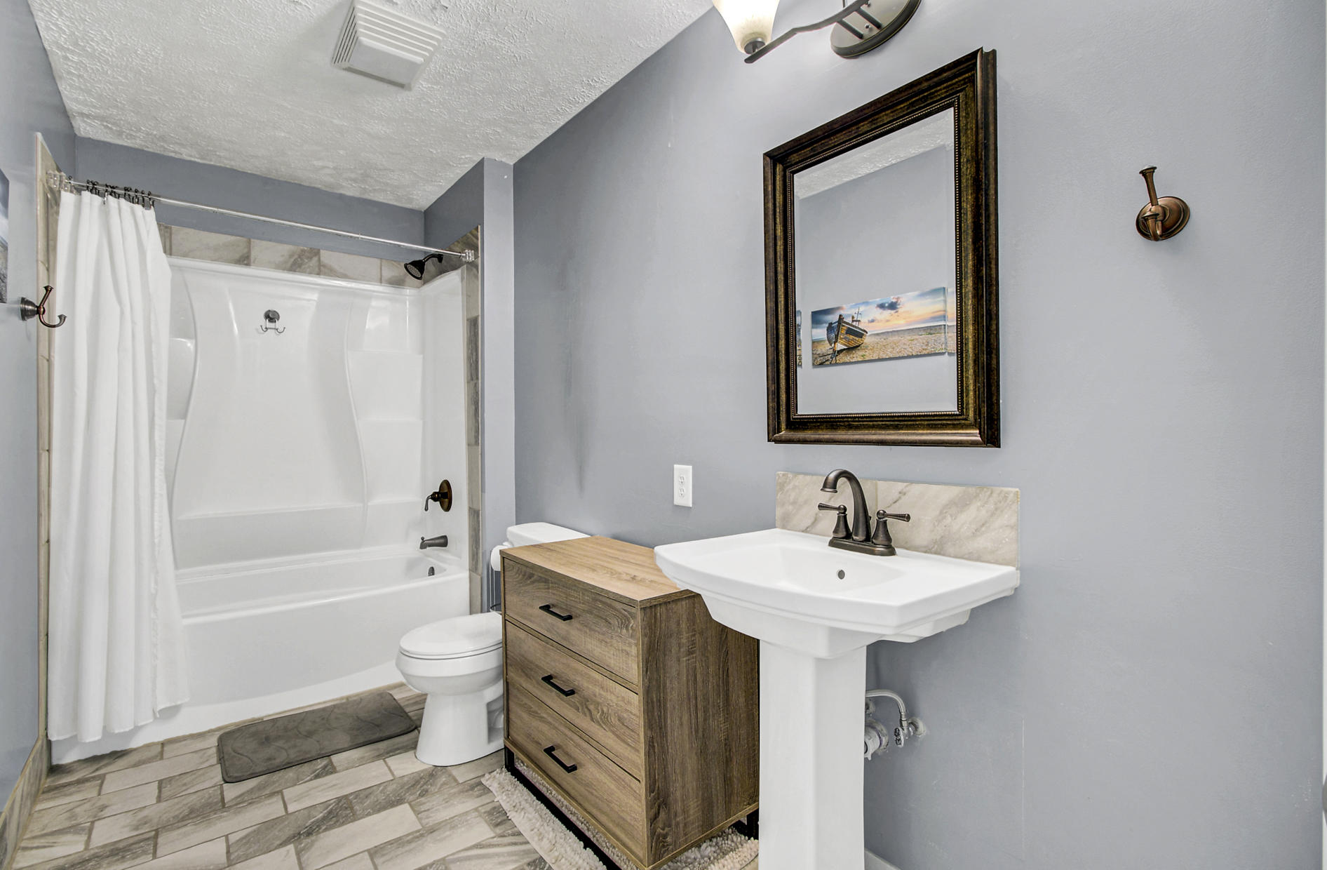 548 Main Road Johns Island, SC 29455 - Photo 20 of 32 548 Main Rd - Owner's Bath