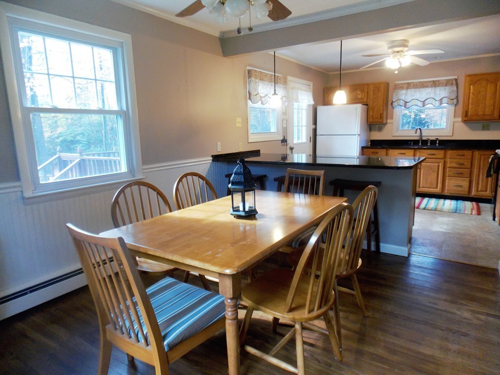 40 Coleman Road Southampton, MA 01073 - Photo 4 of 10 Gallery Image 4