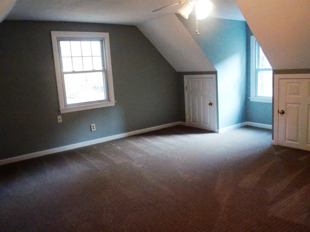40 Coleman Road Southampton, MA 01073 - Photo 9 of 10 Gallery Image 9