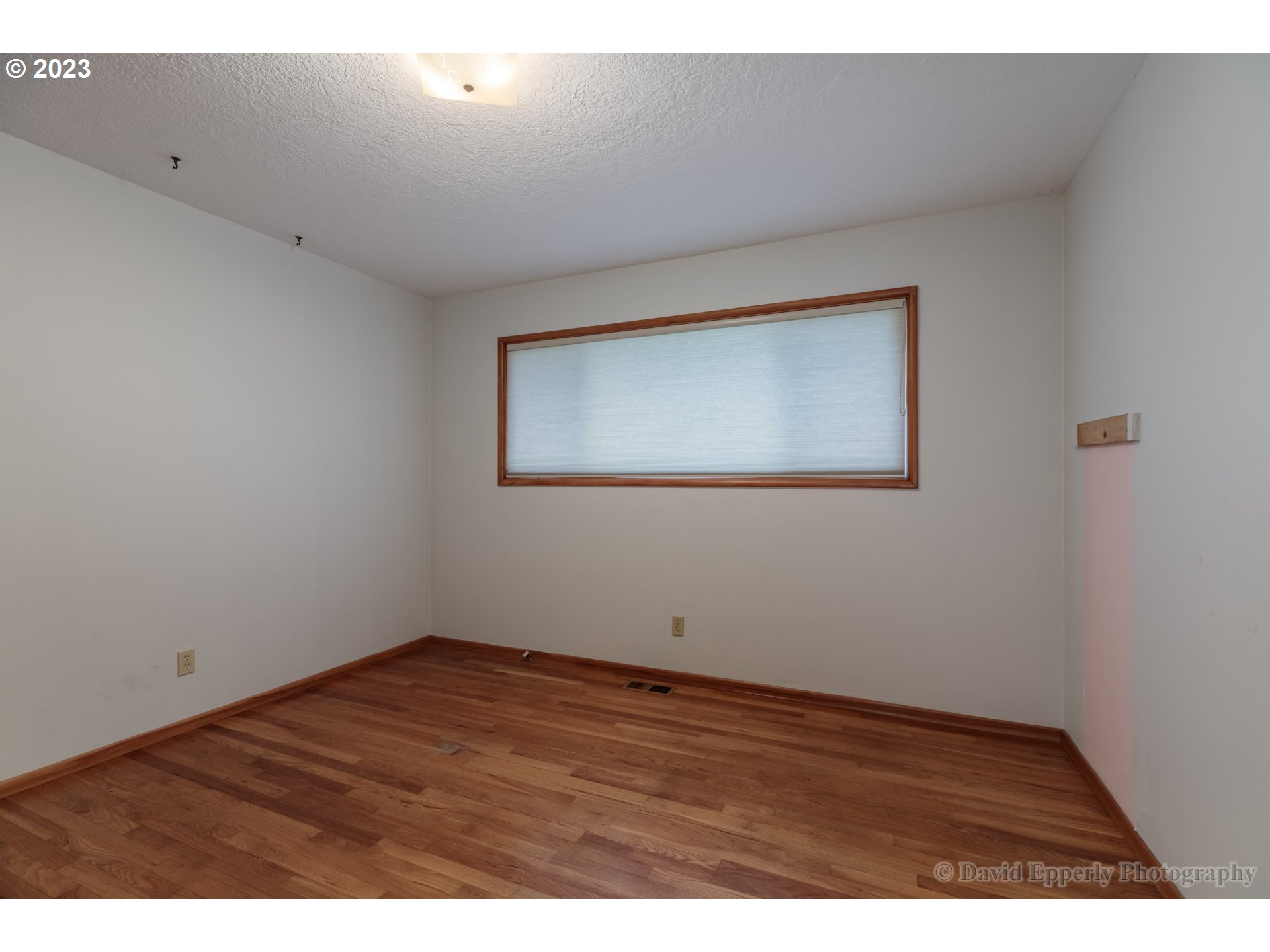 510 Hillcrest Road St. Helens, OR 97051 - Photo 14 of 27 Bedroom