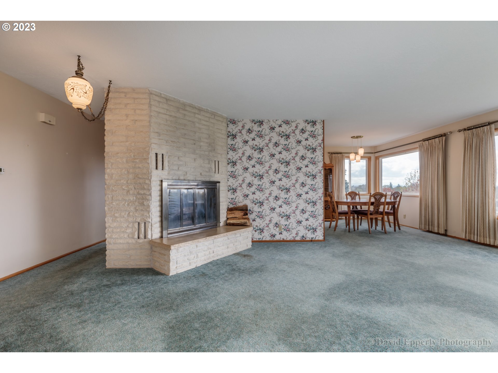 510 Hillcrest Road St. Helens, OR 97051 - Photo 4 of 27 Living Room
