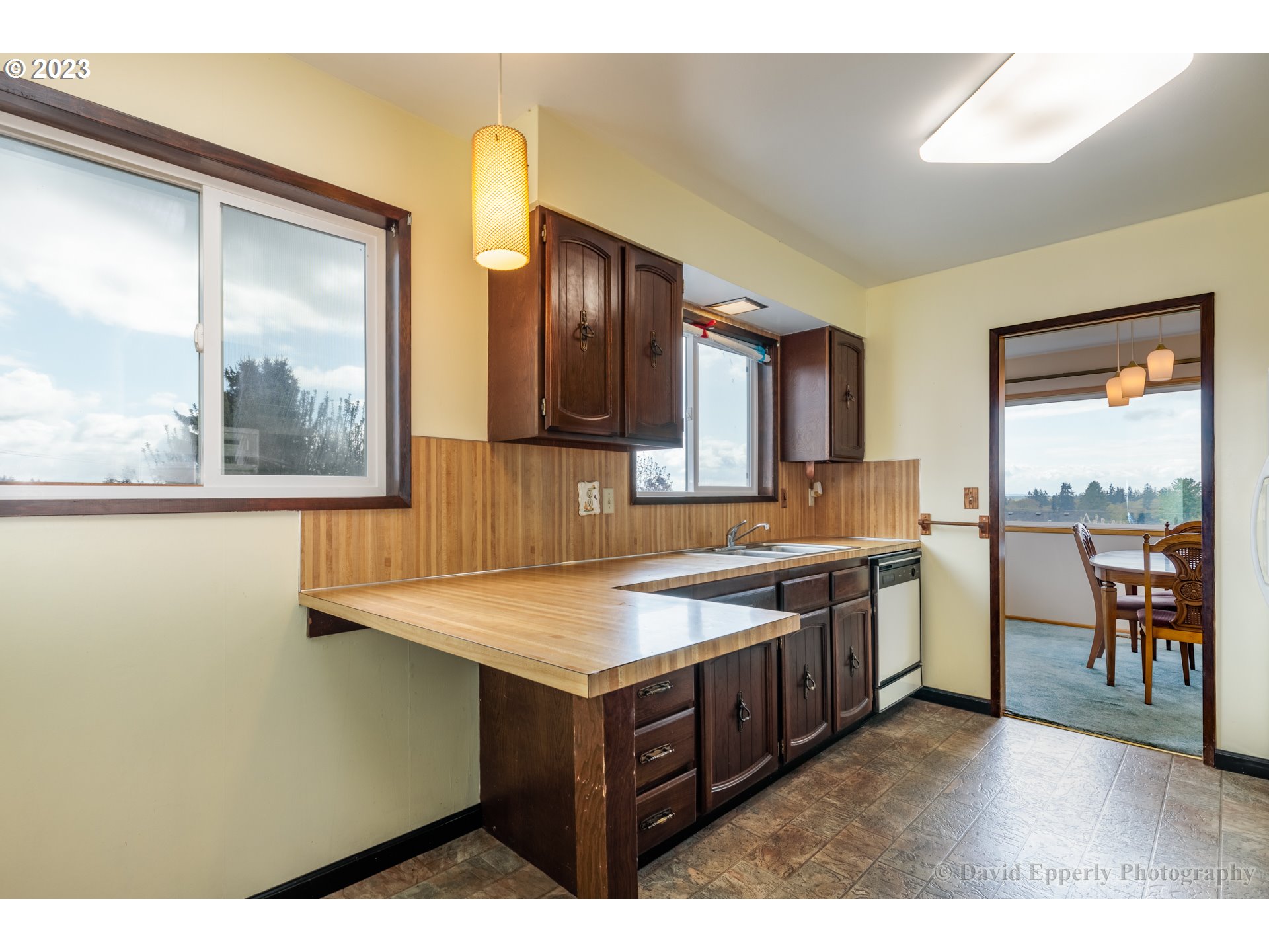 510 Hillcrest Road St. Helens, OR 97051 - Photo 9 of 27 Kitchen